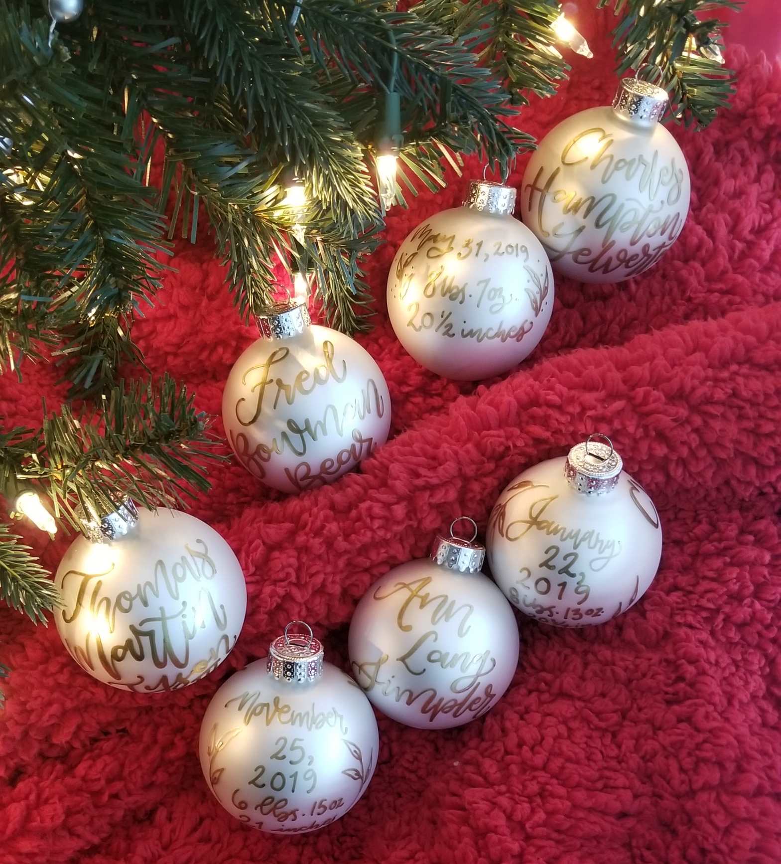 Lettering on Glass Ornaments: Paint Pen Test – nld creative co